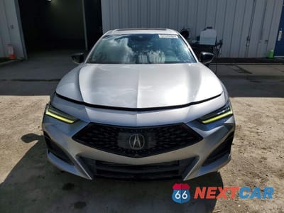 Piąte zdjęcie samochodu w środku: 2021 ACURA TLX TECH A VIN:19UUB5F50MA004840 - miniatura