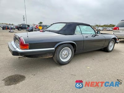 Trzecie zdjęcie samochodu z tyłu: 1989 JAGUAR XJ-SERIES VIN:SAJNV4845KC152168 - miniatura