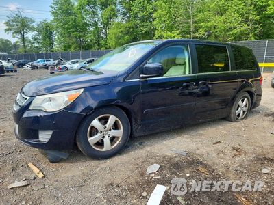 2010 VOLKSWAGEN ROUTAN SE 2V4RW3D14AR388115 - główne zdjęcie licytacji z USA - miniatura