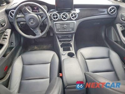 Zdjęcie 8 z 12 samochodu: 2015 MERCEDES-BENZ CLA 250 4MATIC VIN:WDDSJ4GB9FN202860 - miniatura