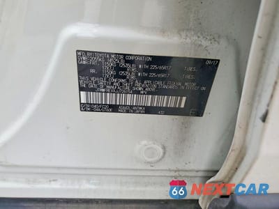 Zdjęcie 12 z 12 samochodu: 2018 TOYOTA RAV4 XLE VIN:JTMWFREVXJJ726154 - miniatura