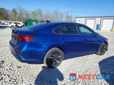 Trzecie zdjęcie samochodu z tyłu: 2019 KIA FORTE LXS VIN:3KPF24AD8KE024294 - miniatura