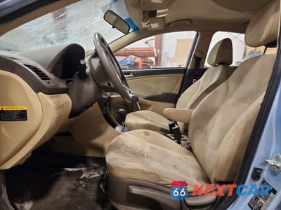 Zdjęcie 7 z 12 samochodu: 2014 HYUNDAI ACCENT GLS VIN:KMHCT4AE4EU707152 - miniatura