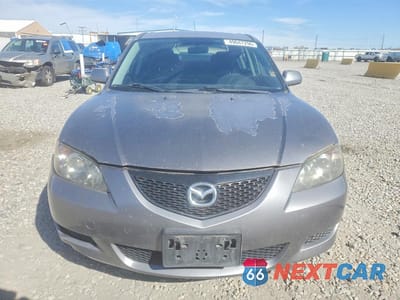 Piąte zdjęcie samochodu w środku: 2006 MAZDA 3 I VIN:JM1BK32F561409166 - miniatura