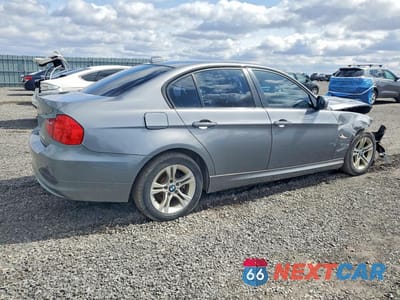 Trzecie zdjęcie samochodu z tyłu: 2009 BMW 328 XI VIN:WBAPK73509A453936 - miniatura