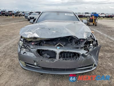 Piąte zdjęcie samochodu w środku: 2012 BMW 535 I VIN:WBAFR7C55CC809445 - miniatura