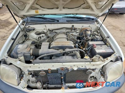 Zdjęcie 11 z 12 samochodu: 2000 TOYOTA TUNDRA SR5 VIN:5TBBT4415YS122431 - miniatura