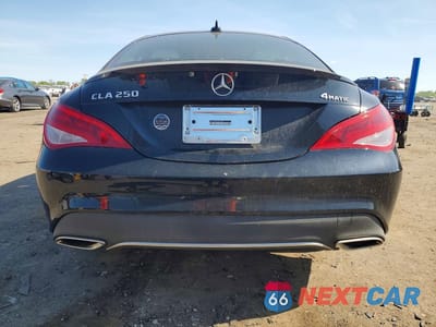 Zdjęcie 6 z 12 samochodu: 2018 MERCEDES BENZ CLA 250 4MATIC VIN:WDDSJ4GB6JN676323 - miniatura