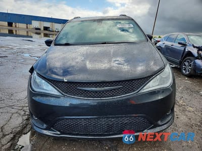 Piąte zdjęcie samochodu w środku: 2018 CHRYSLER PACIFICA TOURING L PLUS VIN:2C4RC1EG1JR237579 - miniatura