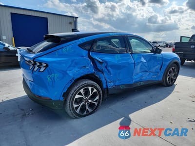 Trzecie zdjęcie samochodu z tyłu: 2024 FORD MUSTANG MACH-E SELECT VIN:3FMTK1R42RMA29931 - miniatura