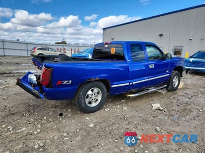 Trzecie zdjęcie samochodu z tyłu: 2003 CHEVROLET SILVERADO K1500 VIN:2GCEK19T931185161 - miniatura