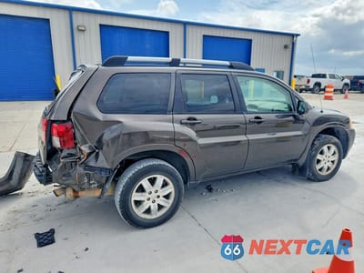 Trzecie zdjęcie samochodu z tyłu: 2011 MITSUBISHI ENDEAVOR LS VIN:4A4JM2AS0BE033910 - miniatura