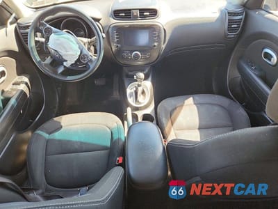 Zdjęcie 8 z 12 samochodu: 2018 KIA SOUL + VIN:KNDJP3A53J7510556 - miniatura