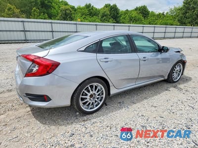 Trzecie zdjęcie samochodu z tyłu: 2019 HONDA CIVIC LX VIN:2HGFC2F64KH605406 - miniatura