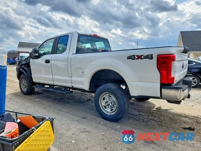 Drugie zdjęcie samochodu z przodu: 2017 FORD F250 SUPER DUTY VIN:1FT7X2B63HEE62235 - miniatura