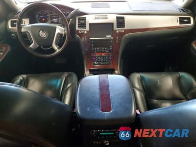 Zdjęcie 8 z 13 samochodu: 2008 CADILLAC ESCALADE LUXURY VIN:1GYFK63848R116537 - miniatura