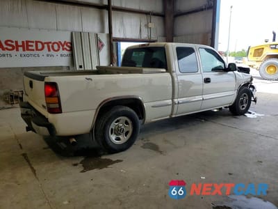 Trzecie zdjęcie samochodu z tyłu: 2000 GMC NEW SIERRA C1500 VIN:2GTEC19T8Y1124159 - miniatura