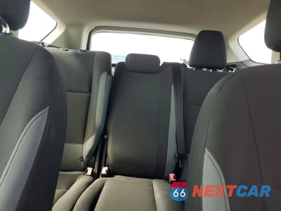 Zdjęcie 10 z 13 samochodu: 2014 FORD ESCAPE S VIN:1FMCU0F77EUB05085 - miniatura