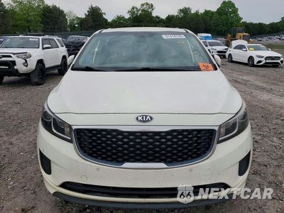Piąte zdjęcie samochodu w środku: 2016 KIA SEDONA LX VIN:KNDMB5C14G6208712 - miniatura