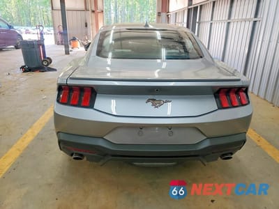 Zdjęcie 6 z 12 samochodu: 2025 FORD MUSTANG VIN:1FA6P8TH2S5110310 - miniatura