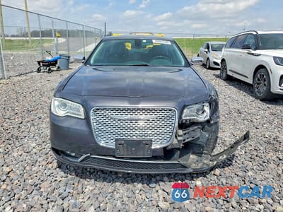 Piąte zdjęcie samochodu w środku: 2016 CHRYSLER 300 VIN:2C3CCAKGXGH344031 - miniatura