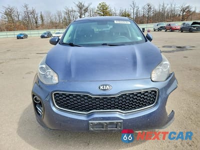 Piąte zdjęcie samochodu w środku: 2019 KIA SPORTAGE LX VIN:KNDPMCAC6K7534644 - miniatura