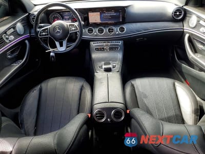 Zdjęcie 8 z 12 samochodu: 2019 MERCEDES-BENZ E 300 VIN:WDDZF4JB1KA504735 - miniatura