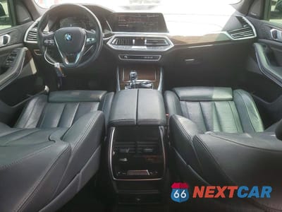 Zdjęcie 8 z 14 samochodu: 2021 BMW X5 SDRIVE 40I VIN:5UXCR4C00M9F17887 - miniatura