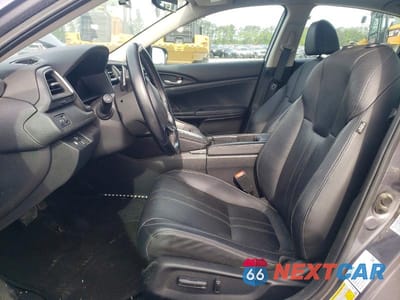 Zdjęcie 7 z 12 samochodu: 2019 HONDA INSIGHT TOURING VIN:19XZE4F97KE011500 - miniatura