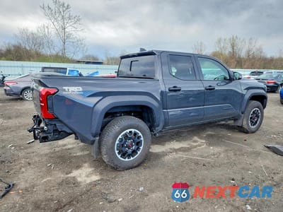 Trzecie zdjęcie samochodu z tyłu: 2024 TOYOTA TACOMA TRD OFF-ROAD VIN:3TMLB5JN3RM071038 - miniatura