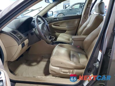 Zdjęcie 7 z 12 samochodu: 2007 HONDA ACCORD EX VIN:1HGCM66827A045917 - miniatura