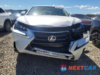Piąte zdjęcie samochodu w środku: 2016 LEXUS NX 200T BASE VIN:JTJBARBZ7G2058365 - miniatura