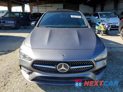Piąte zdjęcie samochodu w środku: 2021 MERCEDES BENZ CLA 250 VIN:W1K5J4GB6MN165325 - miniatura