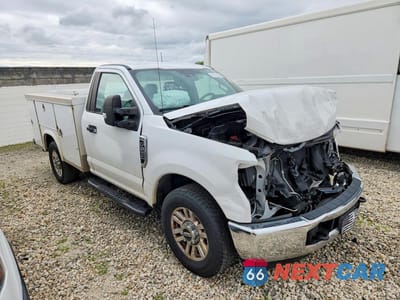 Czwarte zdjęcie samochodu z boku: 2019 FORD F250 SUPER DUTY UTILITY / SERVICE TRUCK VIN:1FDBF2A63KEG17836 - miniatura