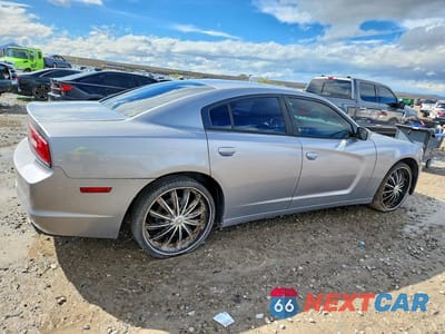 Trzecie zdjęcie samochodu z tyłu: 2011 DODGE CHARGER VIN:2B3CL3CG2BH520991 - miniatura