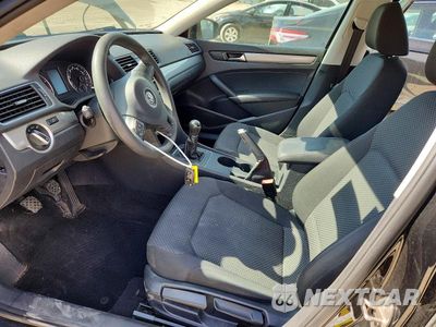 Zdjęcie 7 z 13 samochodu: 2015 VOLKSWAGEN PASSAT S VIN:1VWAT7A3XFC013565 - miniatura
