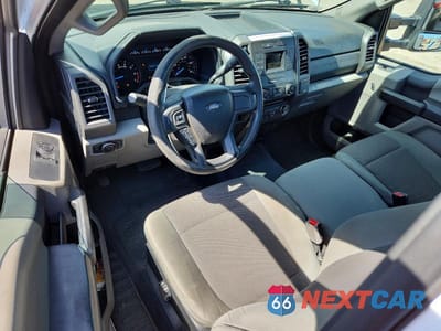Zdjęcie 8 z 12 samochodu: 2017 FORD F350 SUPER DUTY UTILITY / SERVICE TRUCK VIN:1FDRF3G62HEC47452 - miniatura