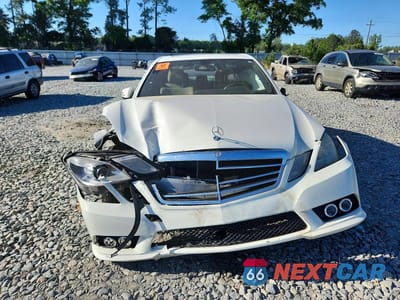 Piąte zdjęcie samochodu w środku: 2010 MERCEDES-BENZ E 350 VIN:WDDHF5GB1AA053605 - miniatura