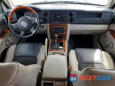 Zdjęcie 8 z 13 samochodu: 2007 JEEP COMMANDER OVERLAND VIN:1J8HG68267C696484 - miniatura