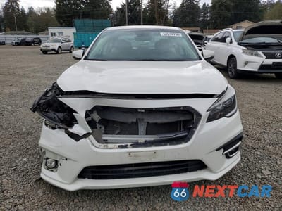 Piąte zdjęcie samochodu w środku: 2018 SUBARU LEGACY 2.5I PREMIUM VIN:4S3BNAF64J3044188 - miniatura