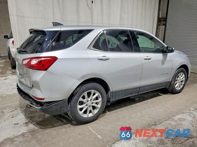 Trzecie zdjęcie samochodu z tyłu: 2020 CHEVROLET EQUINOX LT VIN:2GNAXTEV8L6125692 - miniatura