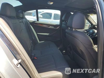 Zdjęcie 10 z 12 samochodu: 2022 BMW 530 I VIN:WBA53BH0XNWX57986 - miniatura