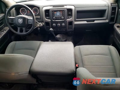 Zdjęcie 8 z 12 samochodu: 2017 RAM 2500 ST VIN:3C6UR5CL8HG569123 - miniatura