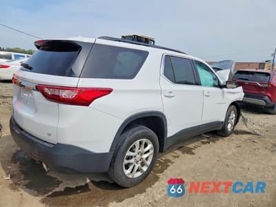 Trzecie zdjęcie samochodu z tyłu: 2019 CHEVROLET TRAVERSE LT VIN:1GNEVGKW4KJ124634 - miniatura