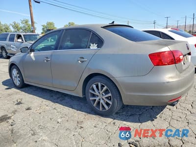 Drugie zdjęcie samochodu z przodu: 2013 VOLKSWAGEN JETTA SE VIN:3VWDP7AJ1DM352405 - miniatura