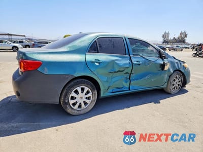 Trzecie zdjęcie samochodu z tyłu: 2010 TOYOTA COROLLA LE VIN:1NXBU4EE1AZ206426 - miniatura