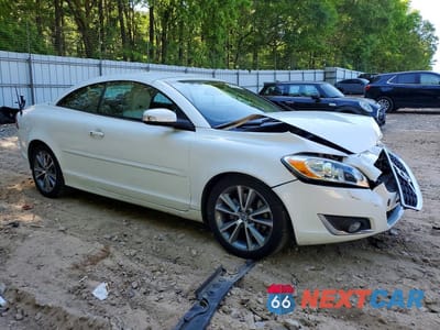 Czwarte zdjęcie samochodu z boku: 2013 VOLVO C70 T5 VIN:YV1672MC0DJ139366 - miniatura