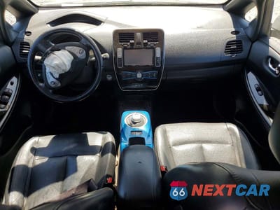 Zdjęcie 8 z 12 samochodu: 2013 NISSAN LEAF S VIN:1N4AZ0CPXDC408034 - miniatura