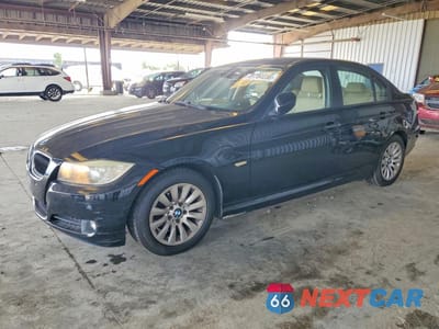 2009 BMW 328 I WBAPH73599A173477 - główne zdjęcie licytacji z USA - miniatura
