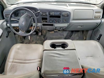 Zdjęcie 8 z 11 samochodu: 2005 FORD F350 SUPER DUTY FLATBED TRUCK VIN:1FDWW36P45EA87955 - miniatura